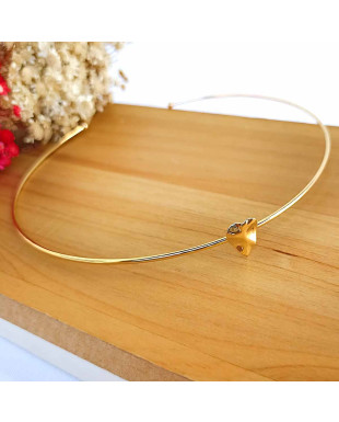 Colar Gargantilha Choker Modelo Fio com Coração Folheado em Ouro 18K